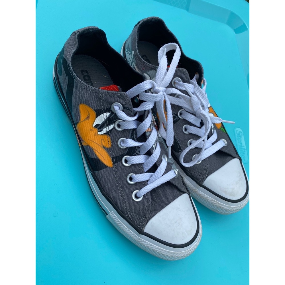Looney Tunes : Bugs Bunny & Daffy Duck Converse